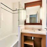 Les Pins - Maeva Appartement *