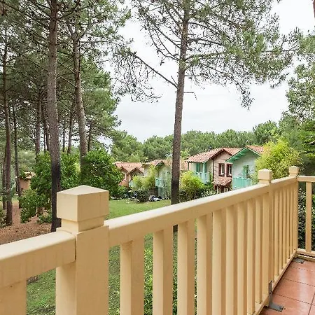 Les Pins - Maeva Apartament *