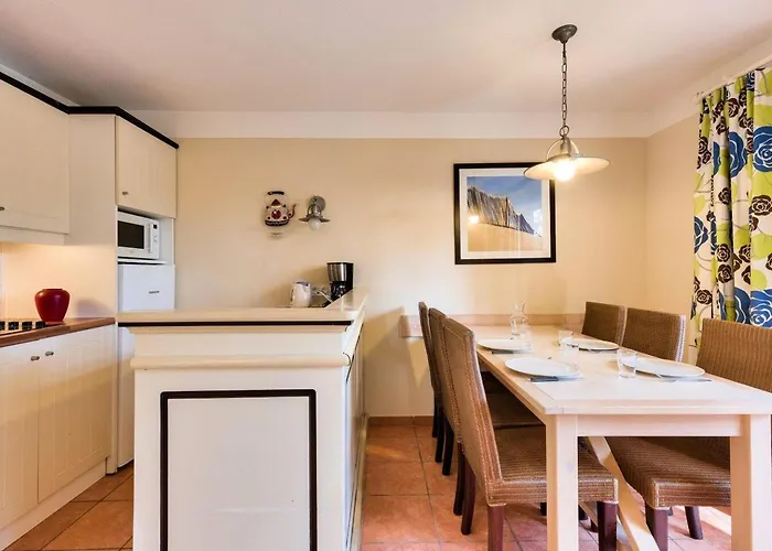 Les Pins - Maeva Apartman *